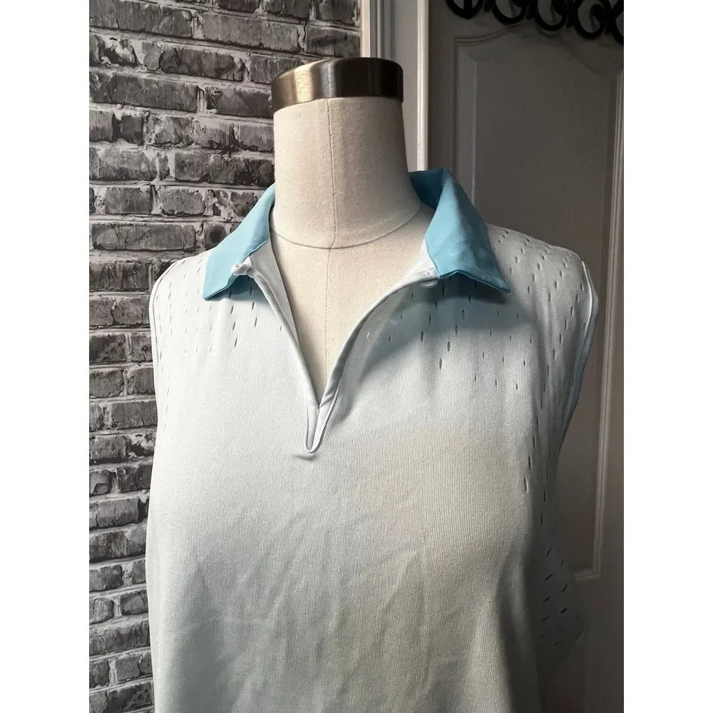 NWT woman's‎ nike shirt